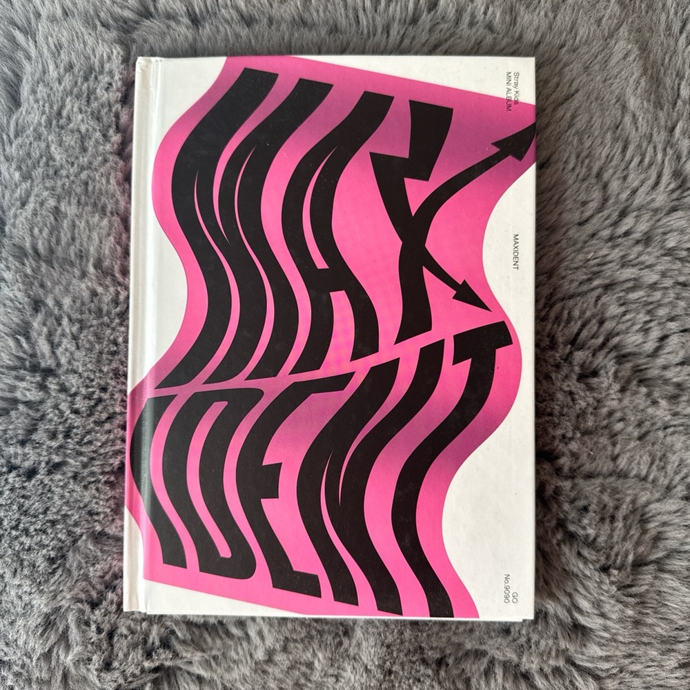 Stray Kids Maxident Mini Album, white and pink color way